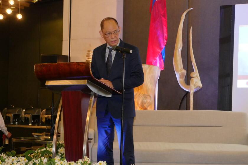 Hon. Benjamin Diokno, Secretary of Budget and Management, talks about how the Philippine economy can strive in current administration. When the Peso weakens the government gains. It can gain Php 7.2 billion in collection as peso depreciate. It can finance