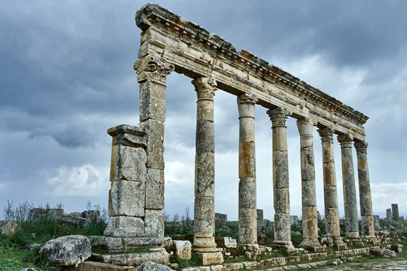 pillars-ruins-ancient-780