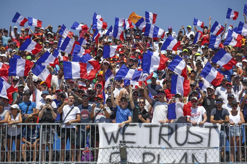 Fans during the Formula 1 Lenovo Grand Prix de France, French Grand Prix 2022, 12th round of the 2022 FIA Formula One World Championship from July 22 to 24, 2022 on the Circuit Paul Ricard, in Le Castellet, France - Photo: Antonin Vincent / Dppi/DPPI/Live