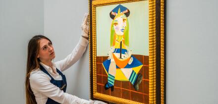 London, UK. 22nd Feb, 2023. Pablo Picasso, Portrait of the Artist's Daughter Maya, Formerly Owned by Gianni Versace, estimate £12-18 million - A preview of Sotheby's Auctions of Modern & Contemporary Art in London. Credit: Guy Bell/Alamy Live News