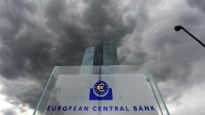 Dark clouds starting to clear from above the headquarters of the European Central Bank (ECB) in Frankfurt am Main, Germany, 26 April 2017. Europe's most important monetary policy chiefs will meet here on 27 April 2017. Photo: Arne Dedert/dpa