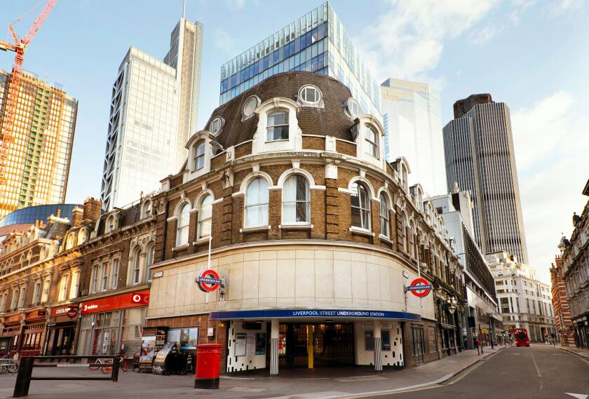 London Liverpool Street station (the 3rd busiest station in the UK) is shut and deserted during the pandemic; day 7 of the lockdown. London, Mar 2020