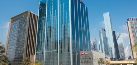HSBC Dubai from Alamy 23Sep25 575x375.jpg