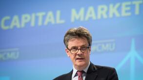 Brussels, Bxl, Belgium. 30th Sep, 2015. Jonathan Hill, EU commissioner for Financial services holds a press conference on Capital Markets Union at European Commission headquarters in Brussels, Belgium on 30.09.2015 by Wiktor Dabkowski Credit:  Wiktor Dabk