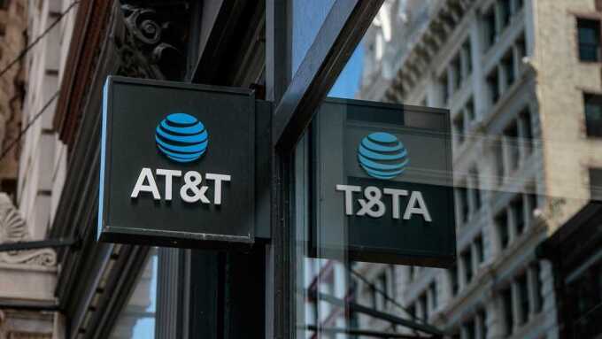 AT&T store sign 16.9.jpg