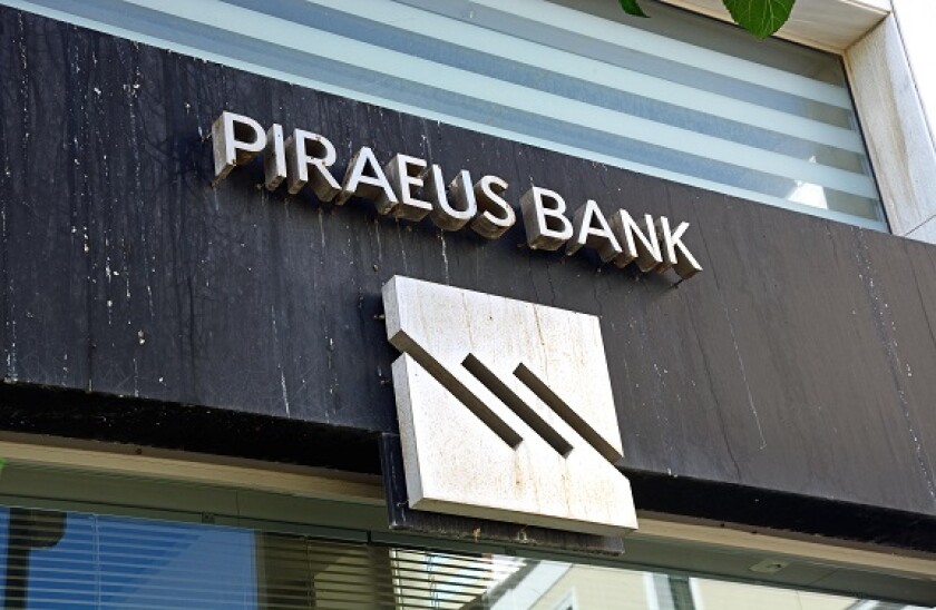 Piraeus_Bank_Alamy_575x375_180321