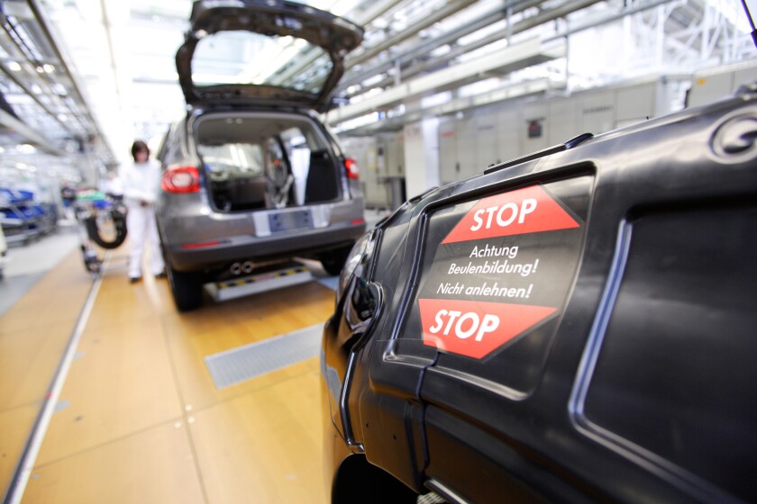 Volkswagen AG, production of passenger cars in the works in Wolfsburg. Final assembly of the VW Tiguan, Sport Utility Vehicle