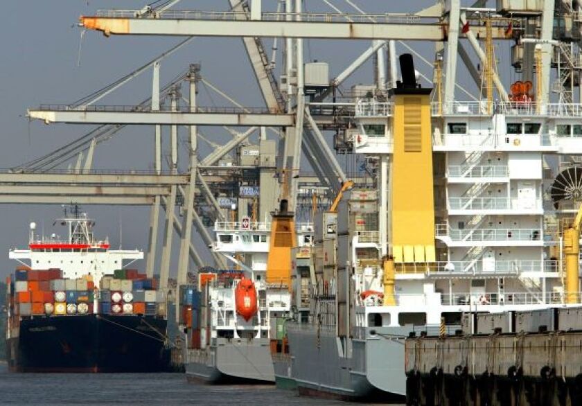 container vessels from alamy 7 may 25.jpg