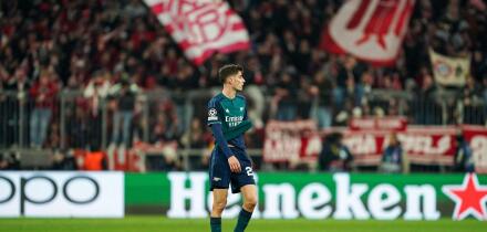 Munich, Germany. 17th Apr, 2024. April 17, 2024, Munich, Germany: Munich, Germany, April 17th 2024: Players of Arsenal look dejected after their loss during the UEFA Champions League quarterfinal football match between FC Bayern Munich and Arsenal FC at A