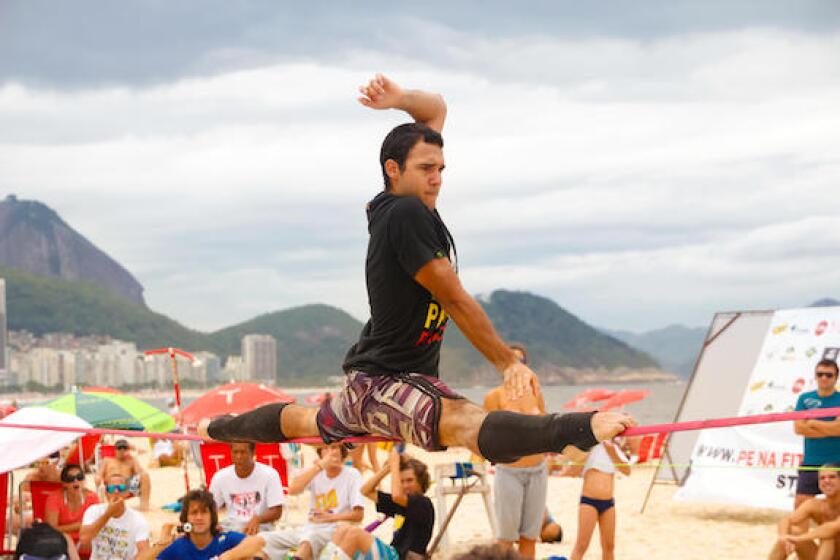 RIO DE JANEIRO, Copacabana, Brazil, slack line, LatAm, Alamy, 575