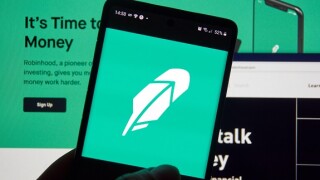 Robinhood_app_IPO_575x375_alamy_July20.jpg