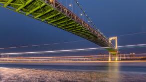Tokyo Rainbow Bridge (Tokyo Ko Renrakukyo) at night, Tokyo, Honshu, Japan
