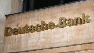 das Logo der Marke "Deutsche Bank", Berlin.