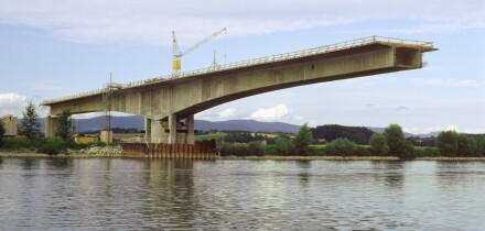 building a bridge BRIDGE UNDER CONSTRUCTION for a motoway over the river danube