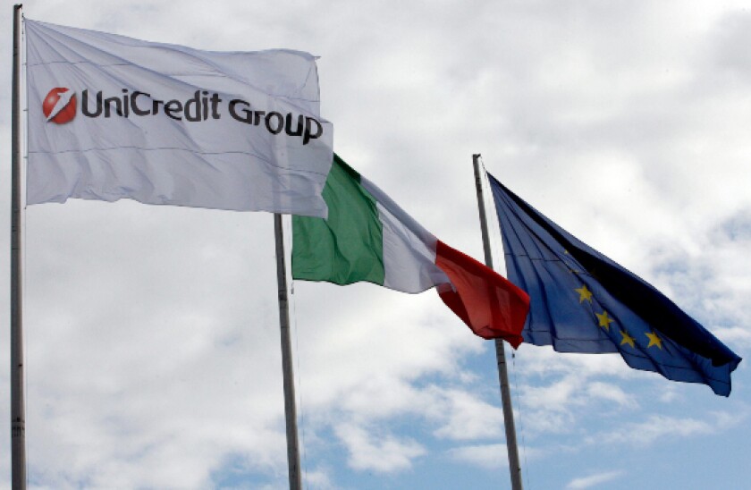 alamy 2021-07-21 unicredit flags 575x375