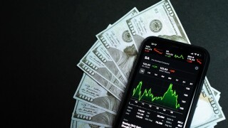 Alamy_brokerage_graph_575x375_12May2021