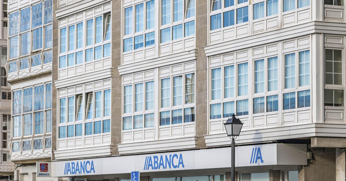 Abanca brings rare Spanish senior preferred