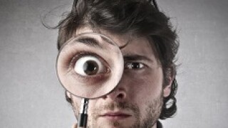 Magnifying glass man_230px