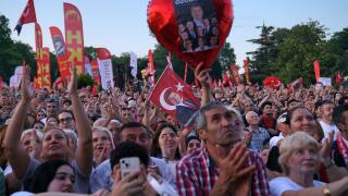 Fatih, Istanbul, Turkey. 1st July, 2025. Supporters of Istanbul Mayor Ekrem Imamoglu gather during a protest against the arrest of Imamoglu outside the Metropolitan Municipality building in Istanbul onA JulyA 1,A 2025. (Credit Image: © Tolga Uluturk/ZUMA