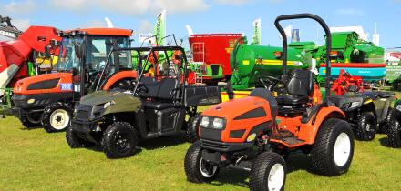farming agricultural vehicles machinery plant hire sales show