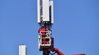 Cell tower_575_375_PA