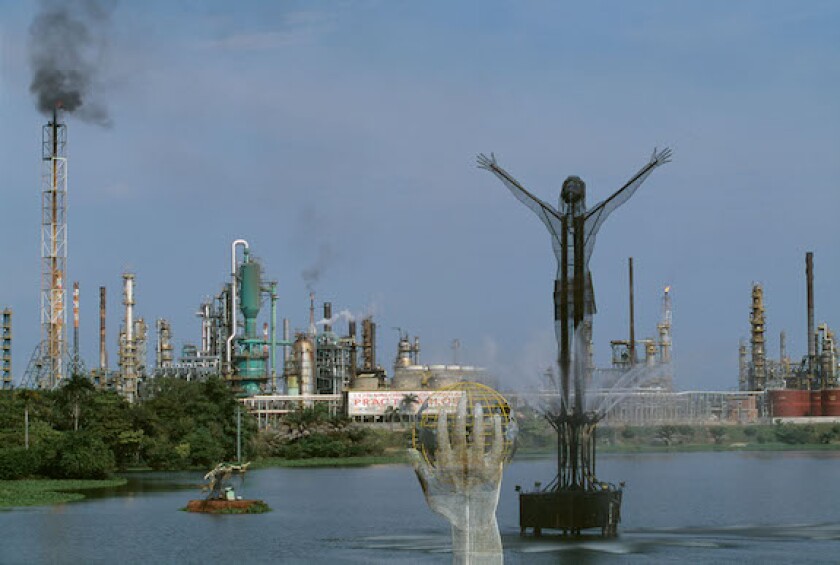 water fountain, Colombia, refinery, Barrancabermeja, LatAm, 575, Alamy, oil