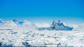 ice breaker HiRes 575