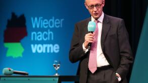 Potsdam, Germany. 18th Feb, 2025. Friedrich Merz, chairman of Germany's Christian Democratic Union (CDU), attends an election campaign in Potsdam, Germany, Feb. 18, 2025. Credit: Du Zheyu/Xinhua/Alamy Live News