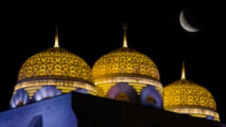 Oman_Mosque_2March2017_Fotolia_230x150