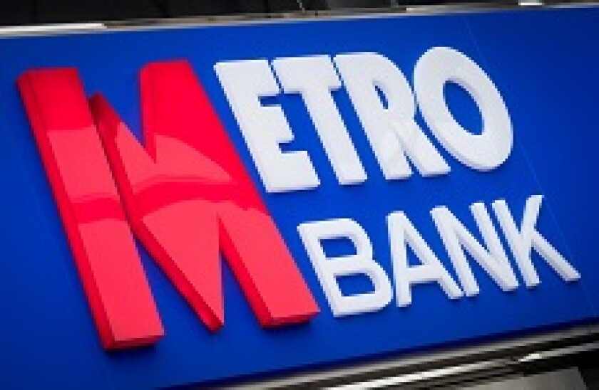 Metro_Bank_alamy_230x150