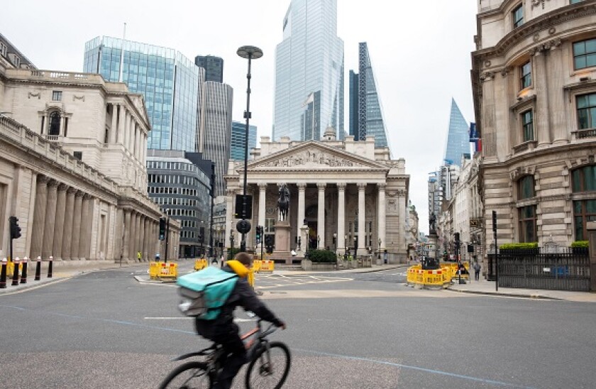 City_london_deliveroo_rider_alamy_575x375_April8.jpg