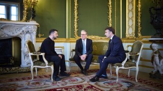 Zelensky Starmer Macron on 2Mar25 from Alamy 5Mar 575x375.jpg